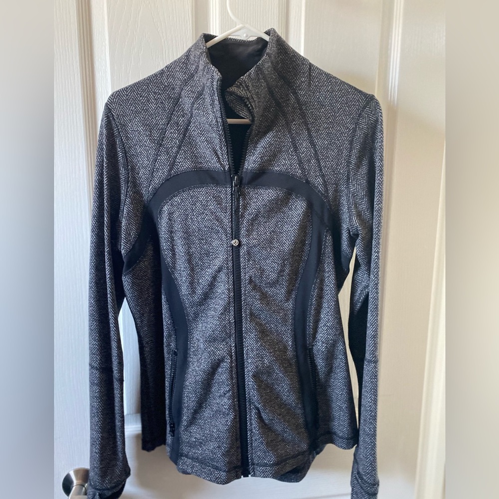 Lululemon jacket, size 10